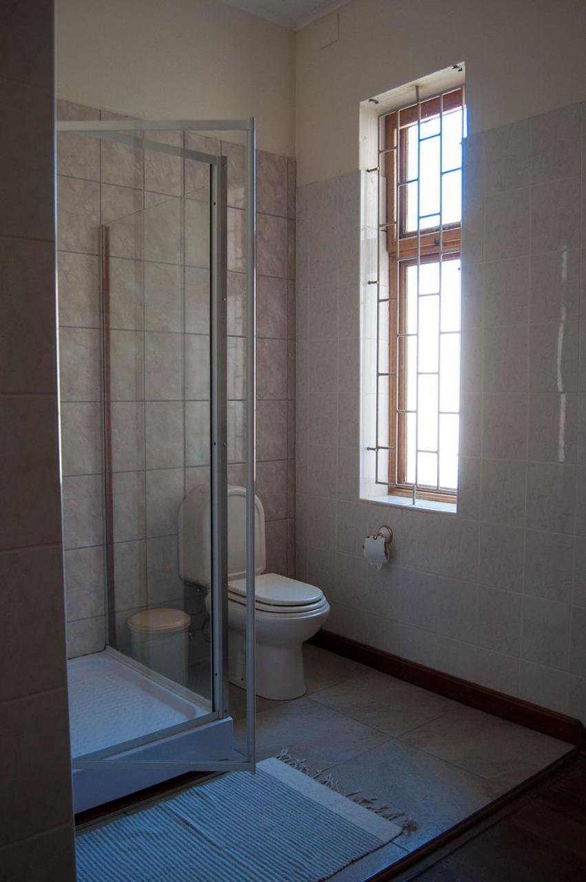 Historical Guesthouse - Self Catering Apartments Lüderitz Eksteriør bilde