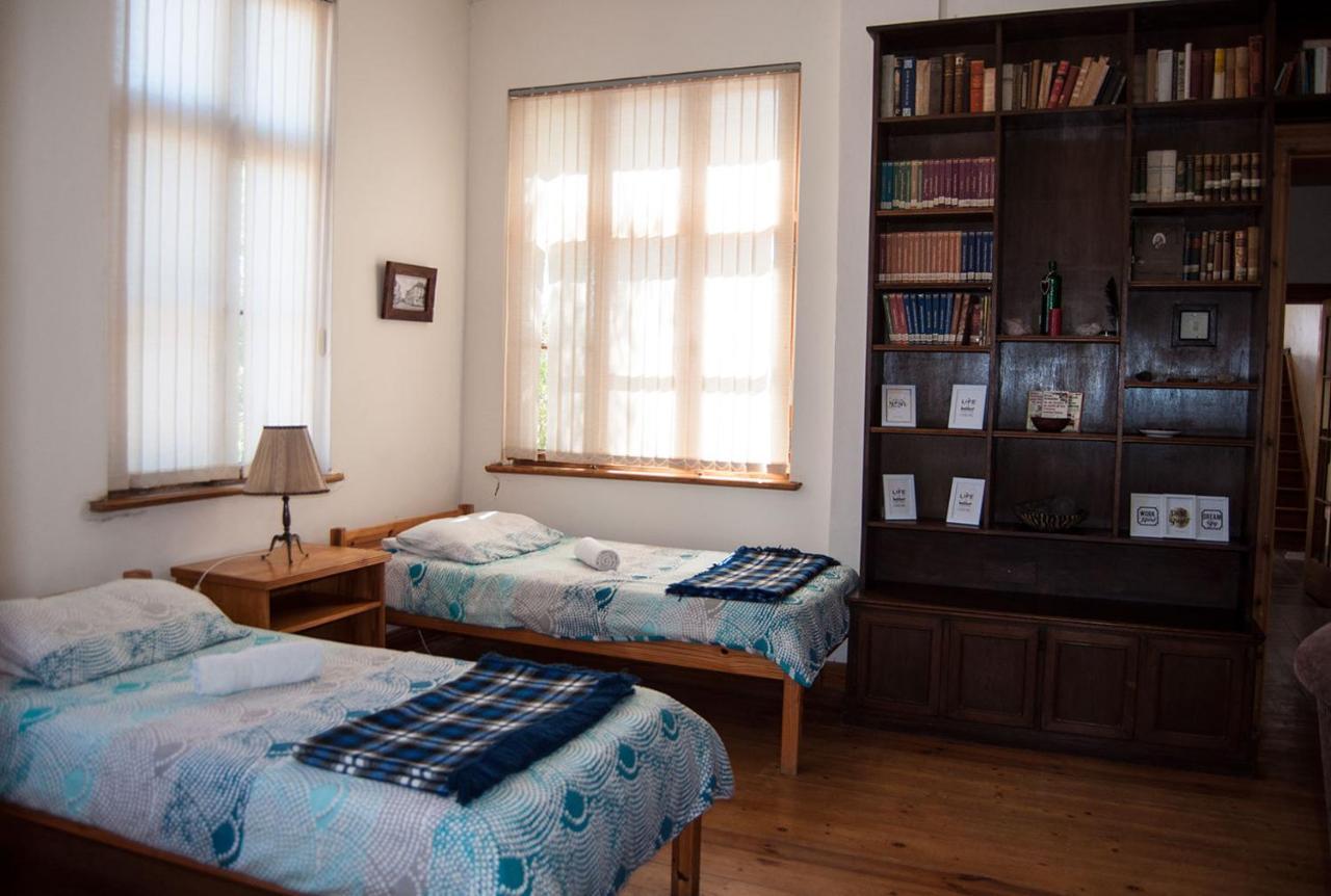 Historical Guesthouse - Self Catering Apartments Lüderitz Eksteriør bilde