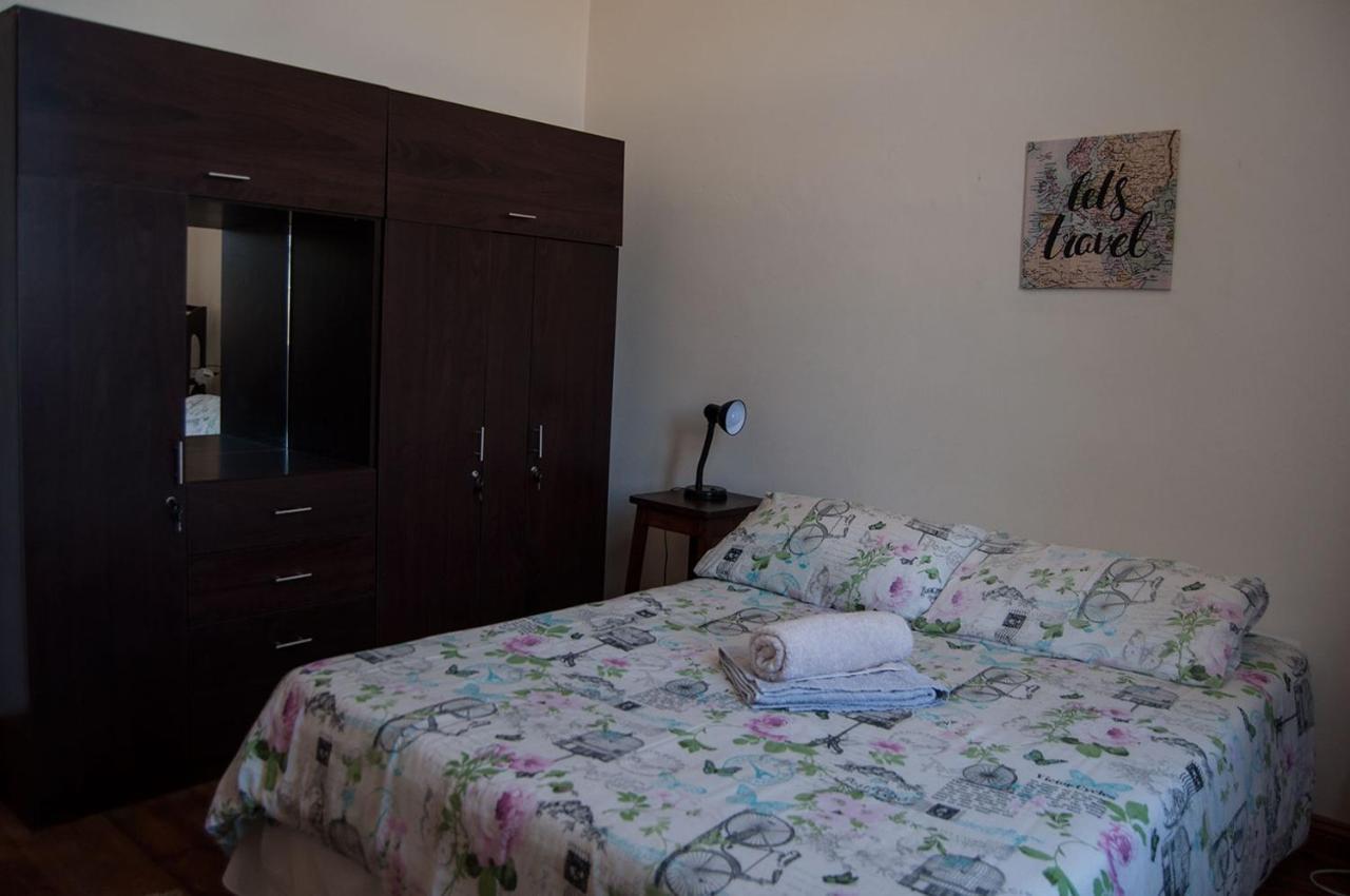 Historical Guesthouse - Self Catering Apartments Lüderitz Eksteriør bilde