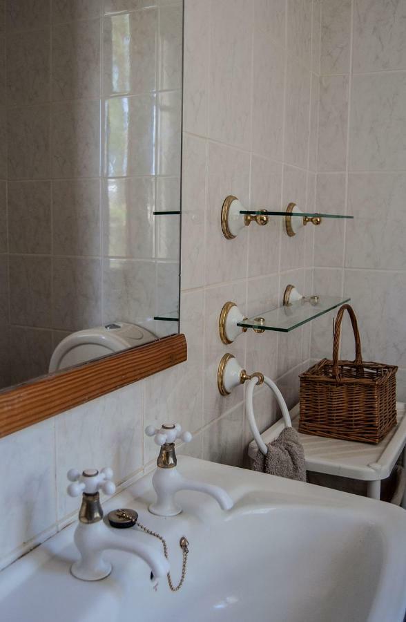 Historical Guesthouse - Self Catering Apartments Lüderitz Eksteriør bilde
